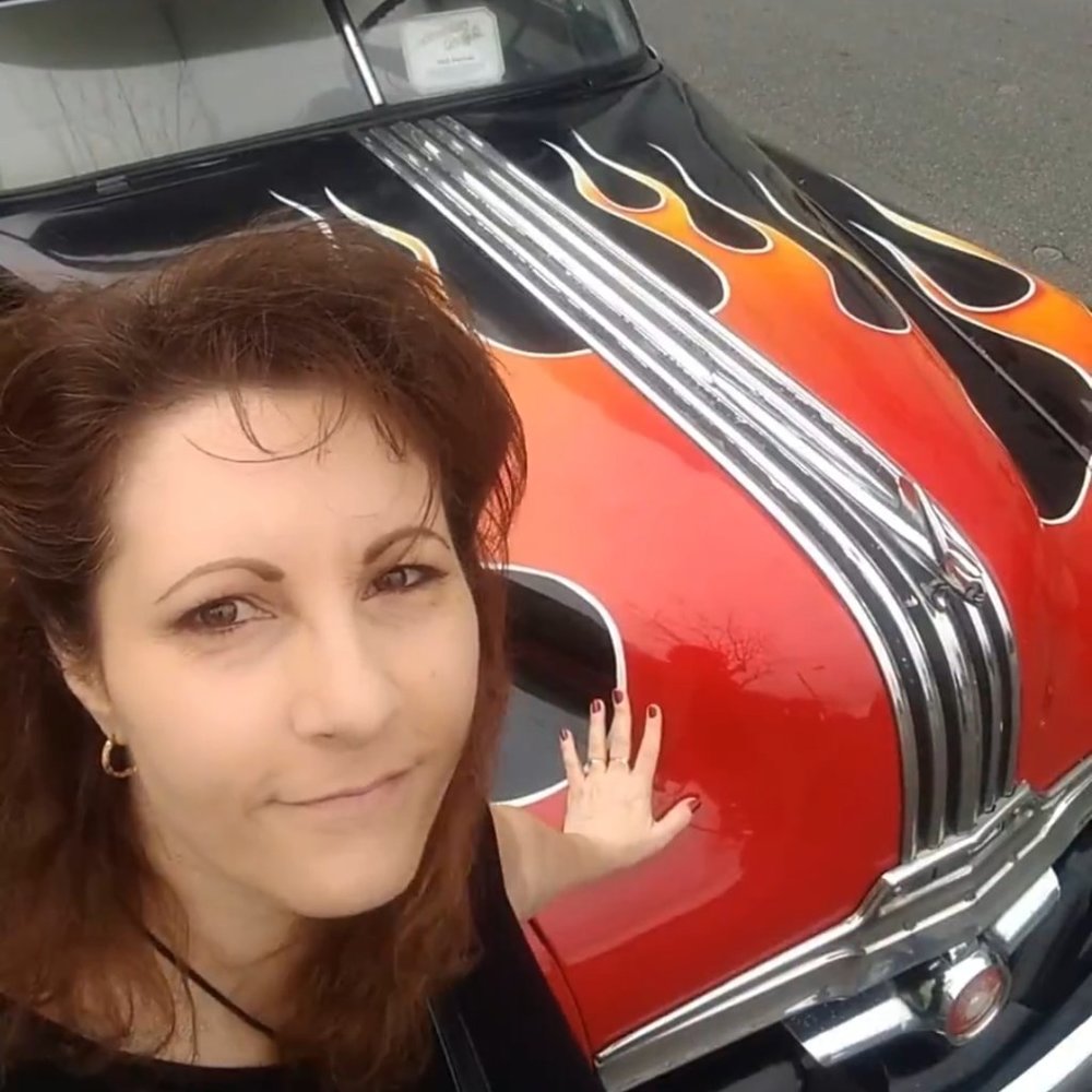 Meet your Posher, Lisa Marie